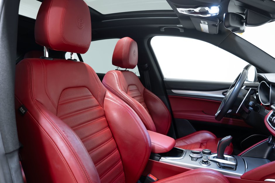 2021 Alfa Romeo Stelvio Ti Sport-19