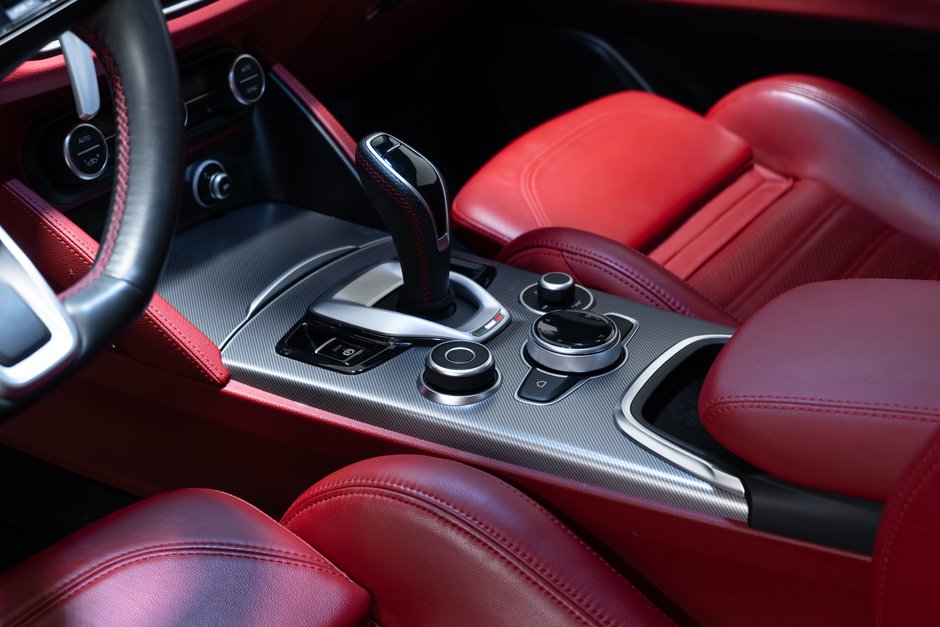 2021 Alfa Romeo Stelvio Ti Sport-14