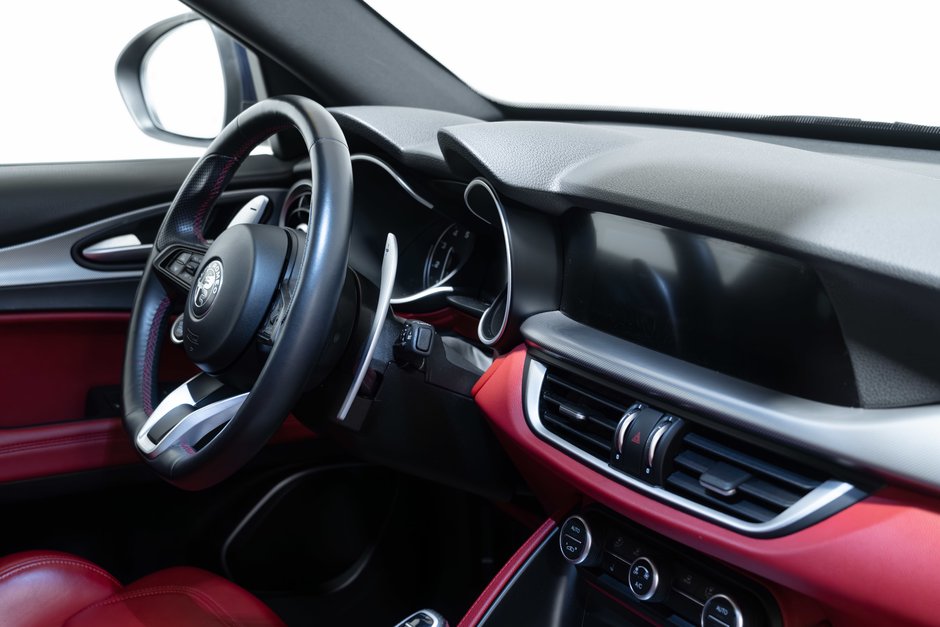 2021 Alfa Romeo Stelvio Ti Sport-21
