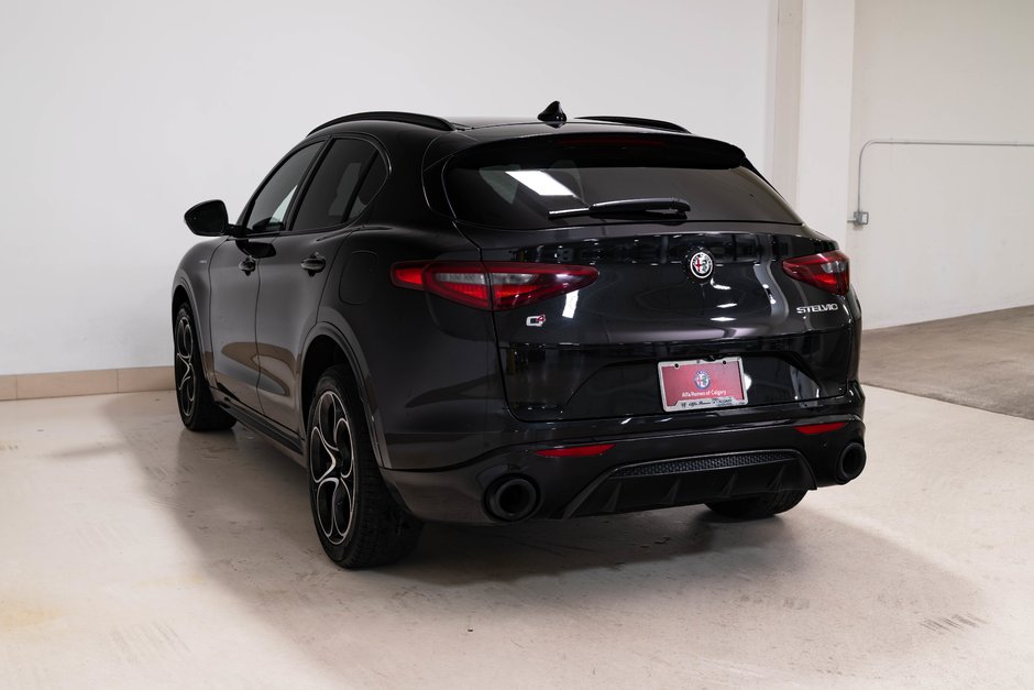 2022 Alfa Romeo Stelvio Veloce-7