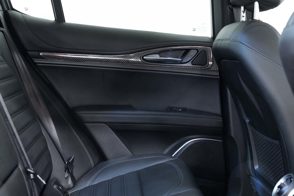 2023 Alfa Romeo Stelvio Quadrifoglio-26