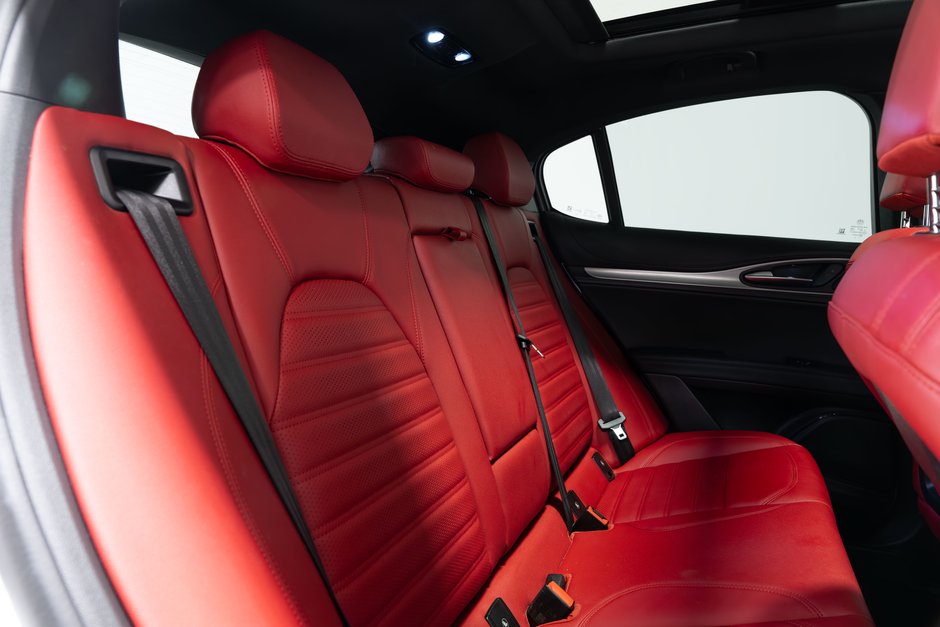 2024 Alfa Romeo Stelvio Veloce-26