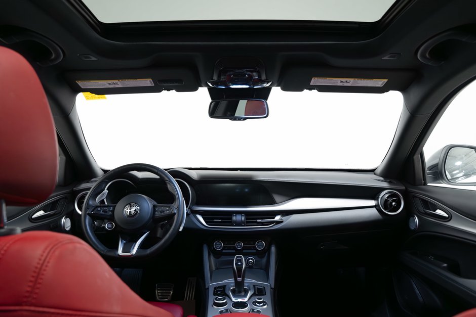 2024 Alfa Romeo Stelvio Veloce-29