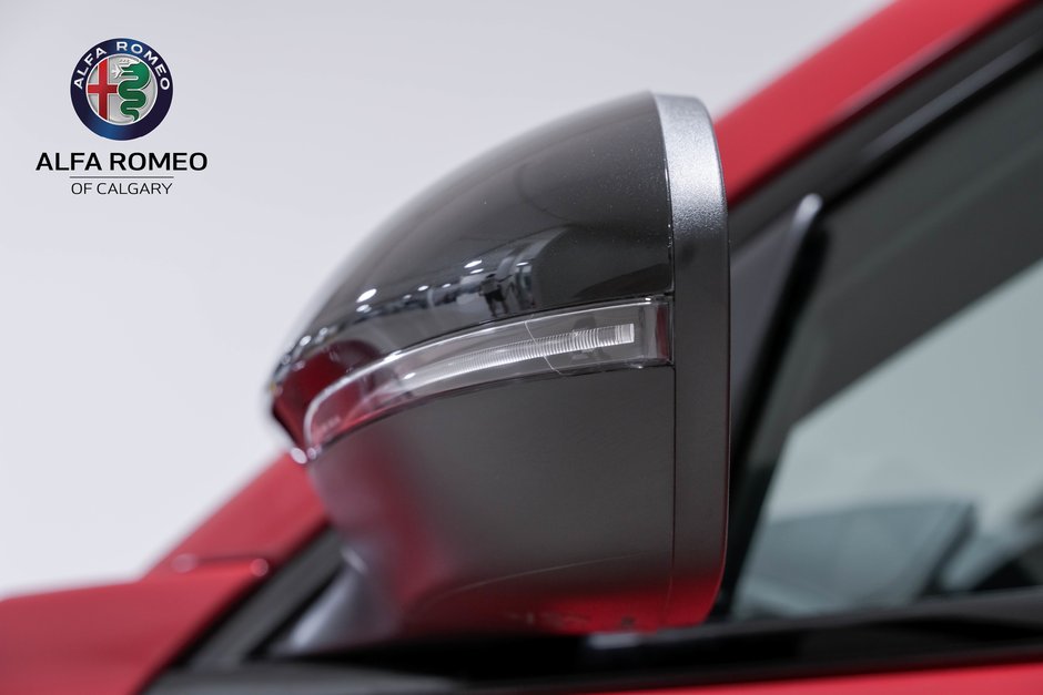 2025 Alfa Romeo Stelvio-11