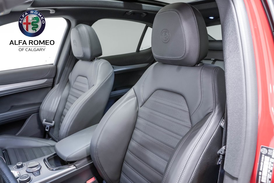 2025 Alfa Romeo Stelvio-16