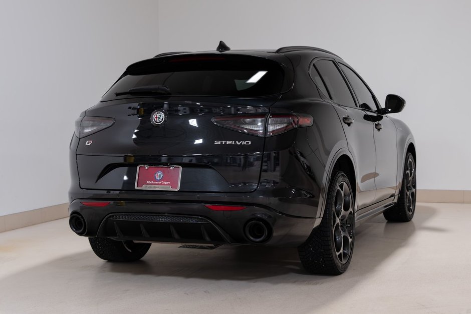 2025 Alfa Romeo Stelvio AWD-4