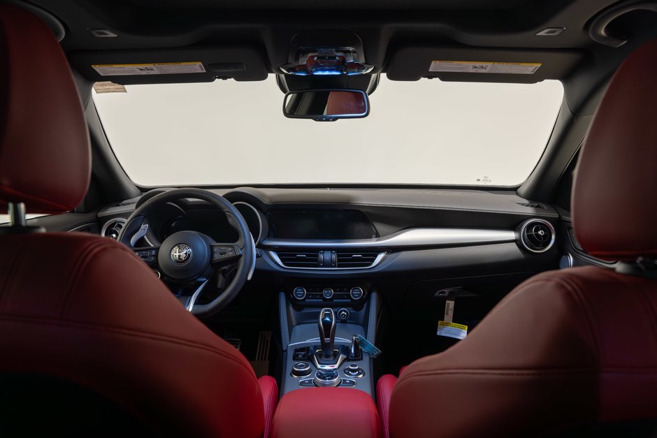 2026 Alfa Romeo Stelvio Veloce-29