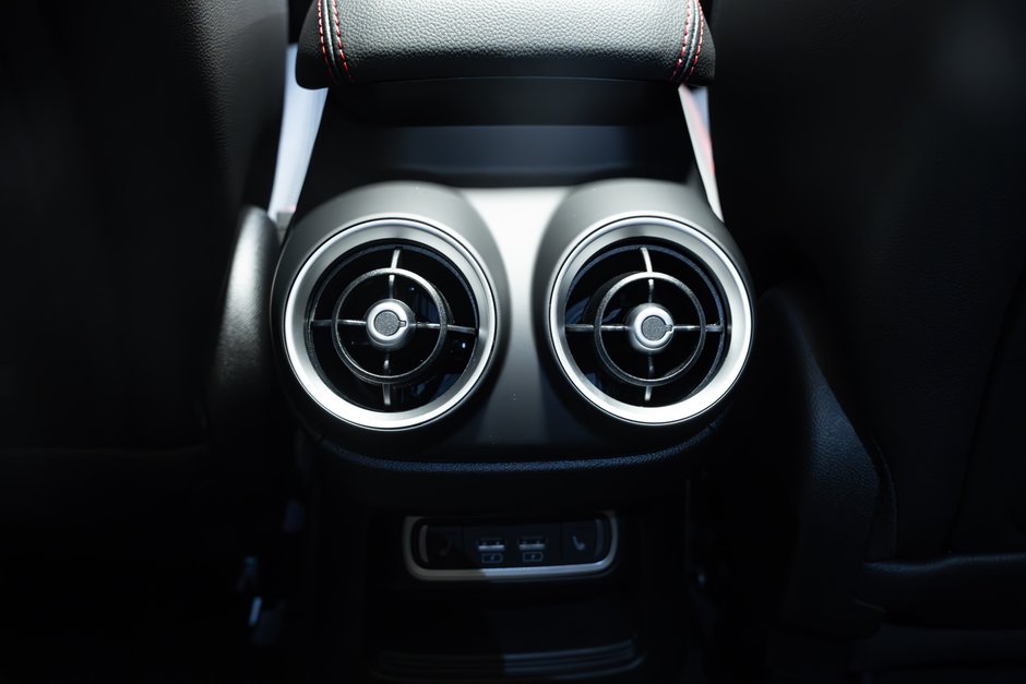2026 Alfa Romeo Stelvio Veloce-24