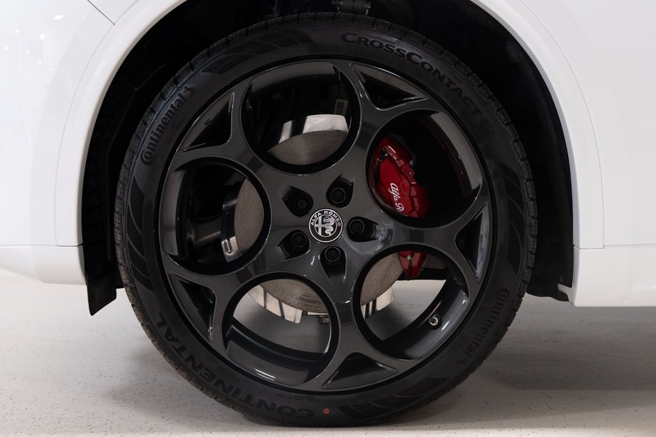 2026 Alfa Romeo Stelvio Veloce-9