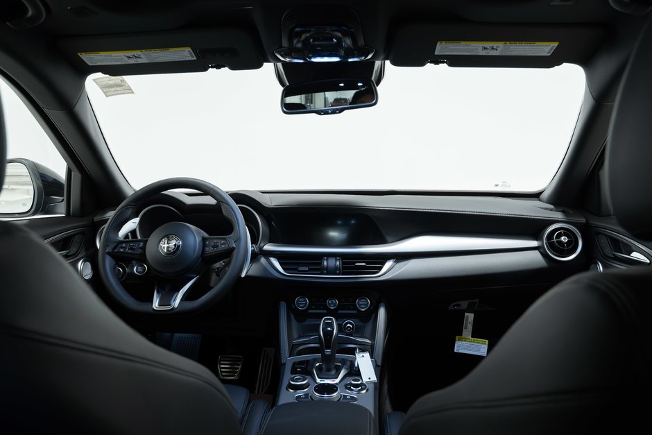 2026 Alfa Romeo Stelvio Veloce-29