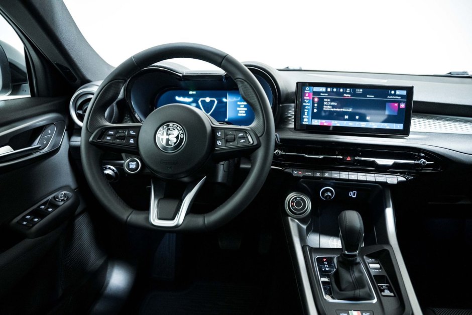 2024 Alfa Romeo Tonale Sprint-17