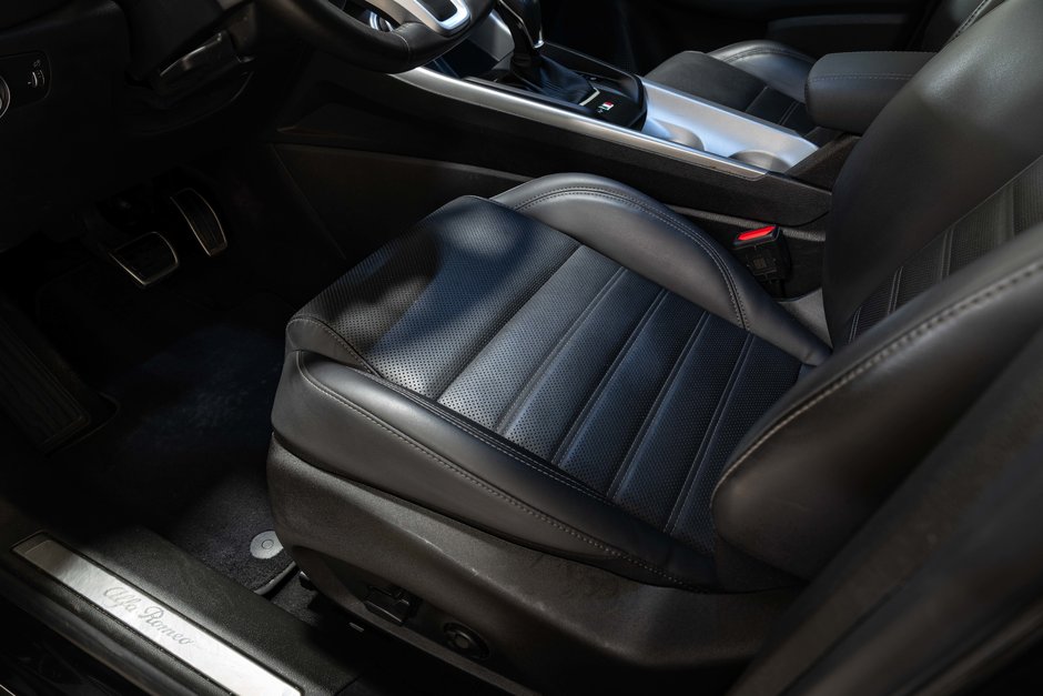 2025 Alfa Romeo Tonale Intensa-15