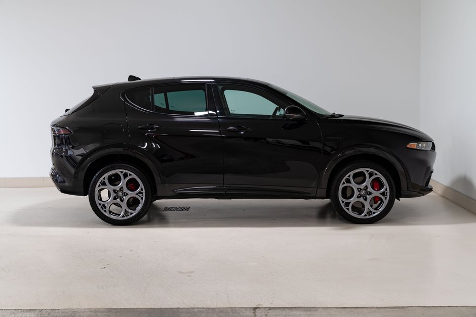 2025 Alfa Romeo Tonale Intensa-3