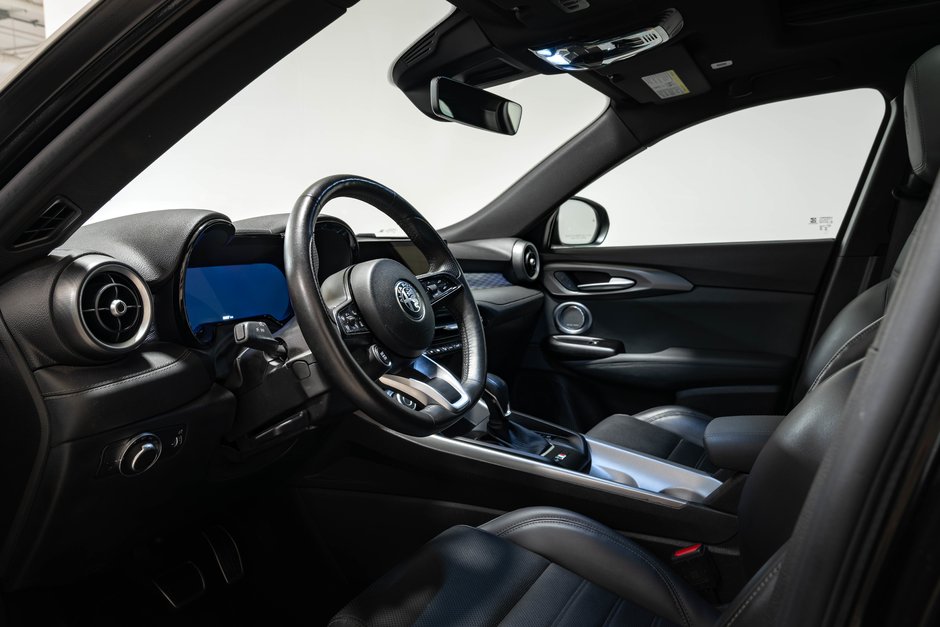 2025 Alfa Romeo Tonale Intensa-16