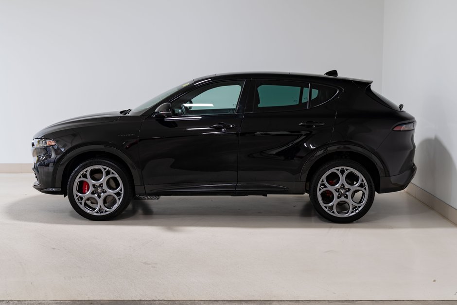 2025 Alfa Romeo Tonale Intensa-9