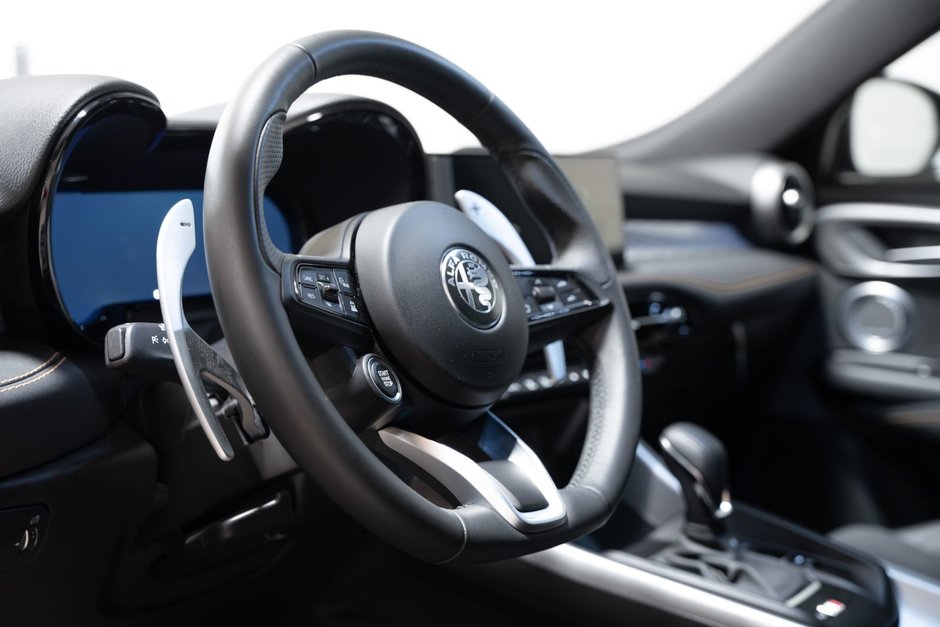 2025 Alfa Romeo Tonale AWD-16