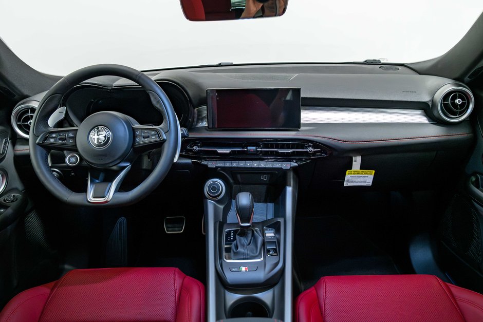 2026 Alfa Romeo Tonale Veloce-30