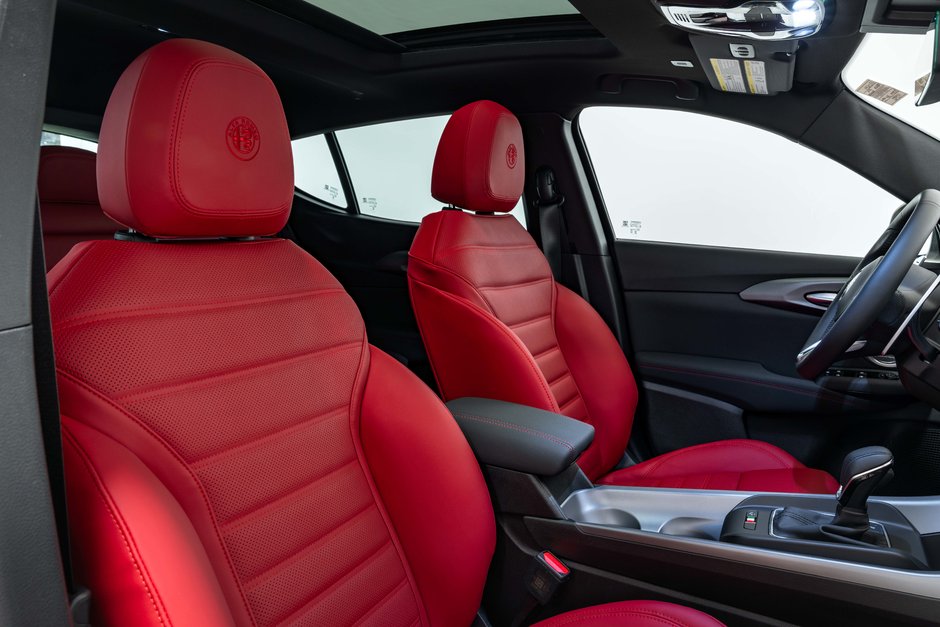 2026 Alfa Romeo Tonale Veloce-24