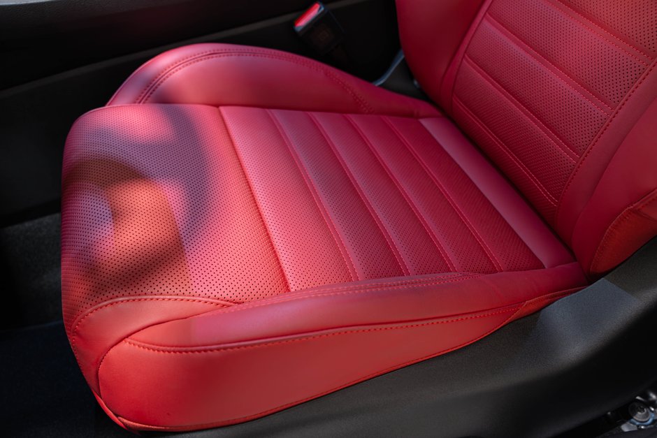 2026 Alfa Romeo Tonale Veloce-12