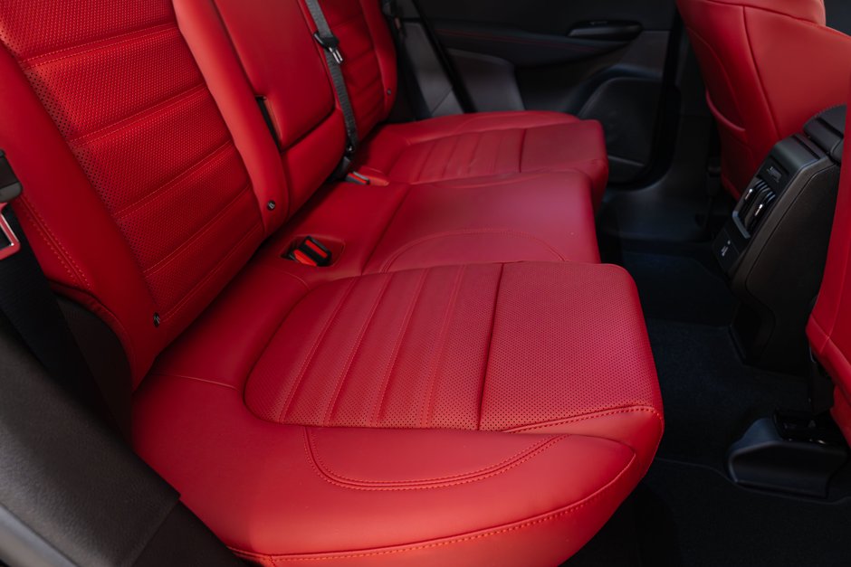 2026 Alfa Romeo Tonale Veloce-29
