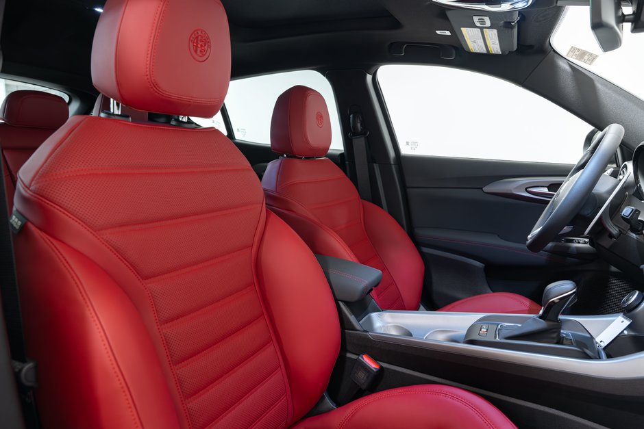 2026 Alfa Romeo Tonale Veloce-21