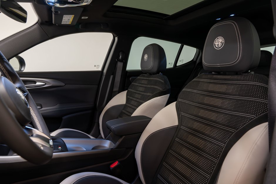 2026 Alfa Romeo Tonale Speciale-10