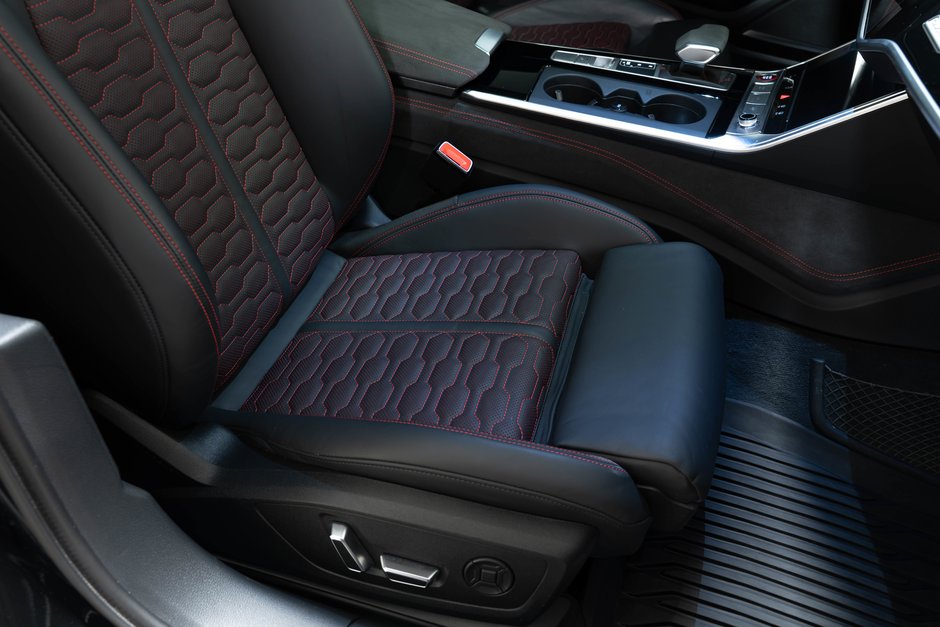 2025 Audi RS 6 Avant performance-20