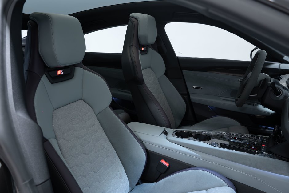 2025 Audi S e-tron GT quattro-19