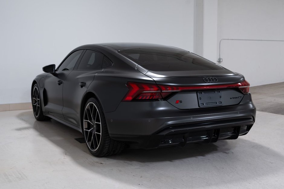 2025 Audi S e-tron GT quattro-7