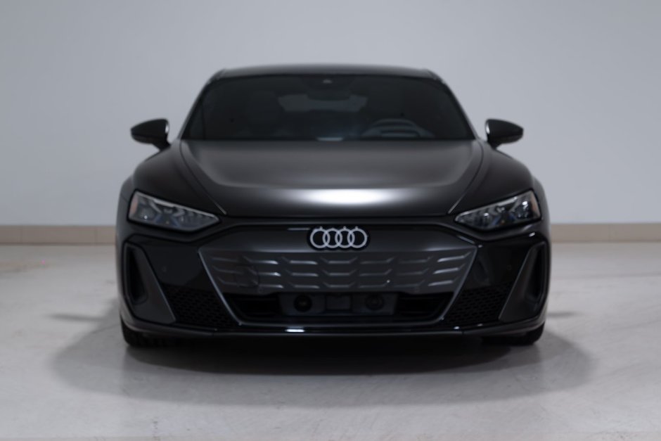 2025 Audi S e-tron GT quattro-1
