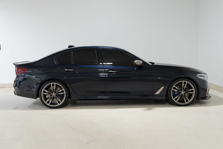 2018 BMW 5 Series M550i xDrive-3