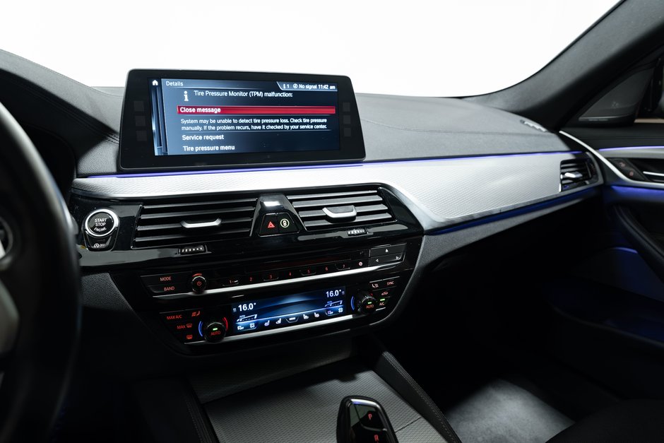 2018 BMW 5 Series M550i xDrive-16