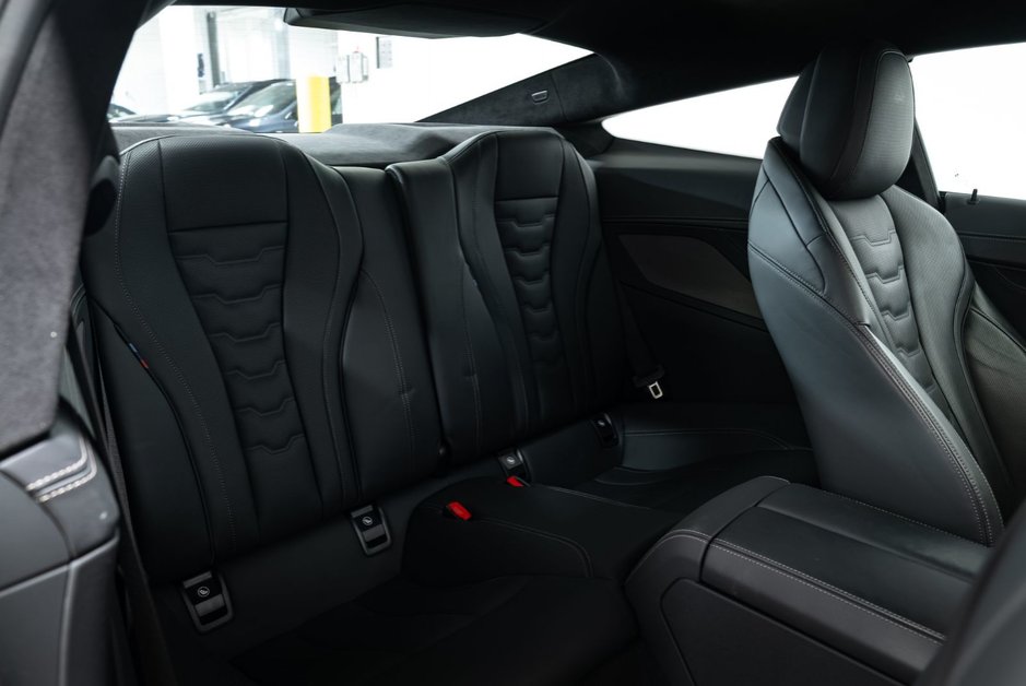 2025 BMW 8 Series M850i xDrive-26