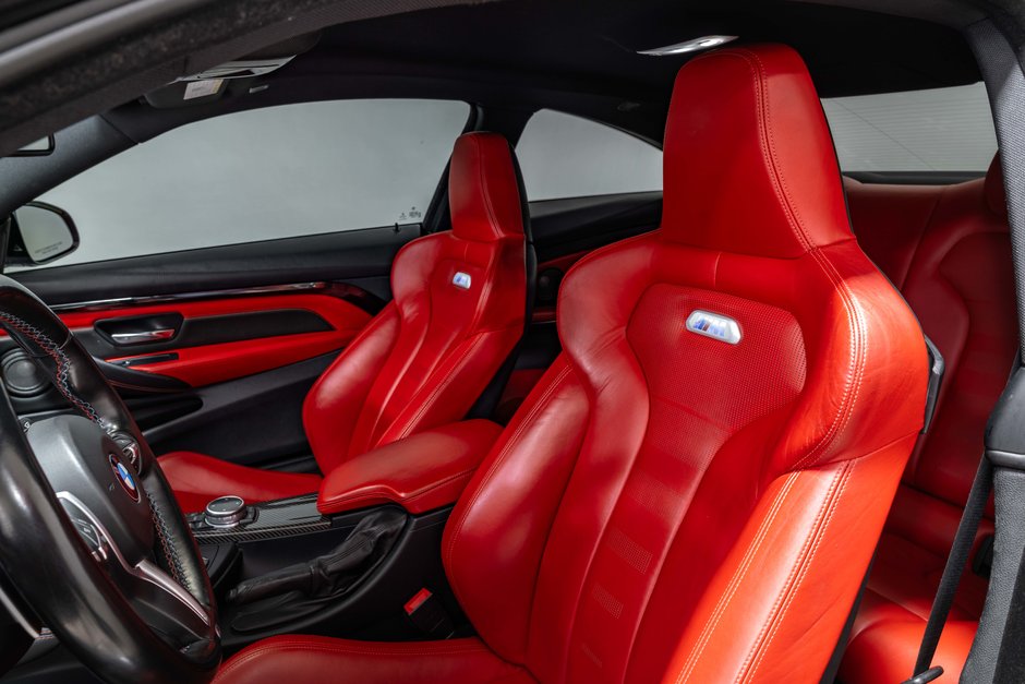 2015 BMW M4 Coupe-12