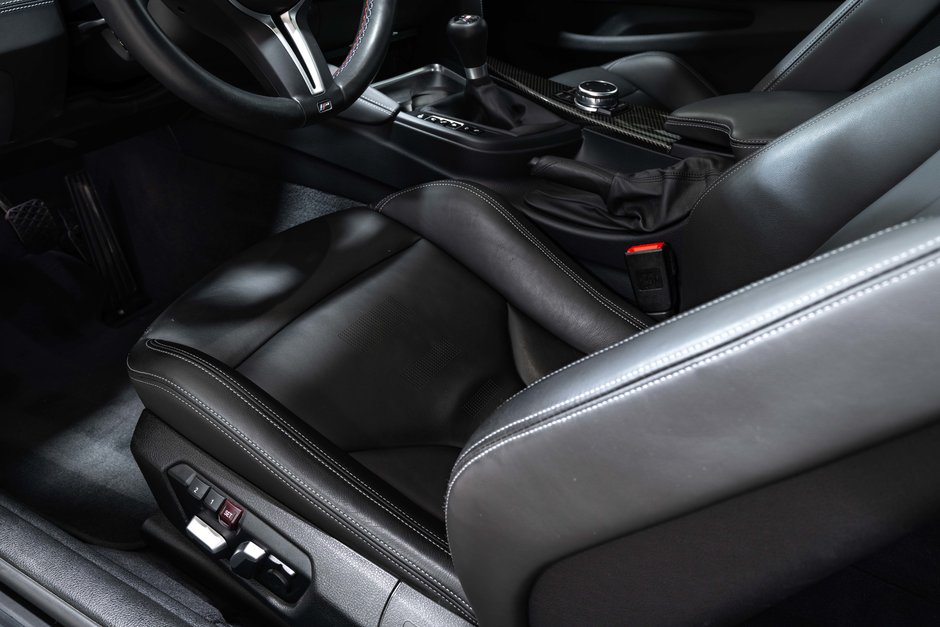 2017 BMW M4 Coupe-13