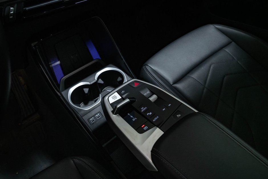 2024 BMW X1 xDrive28i-22