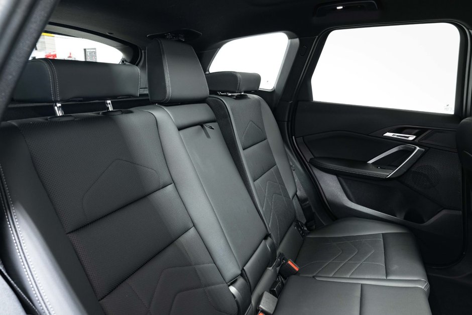 2024 BMW X1 xDrive28i-34