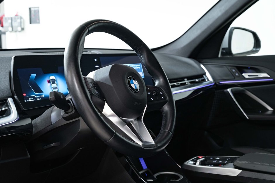 2024 BMW X1 xDrive28i-17