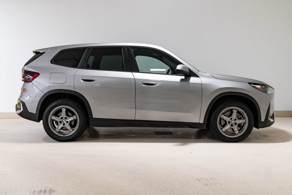 2024 BMW X1 xDrive28i-3