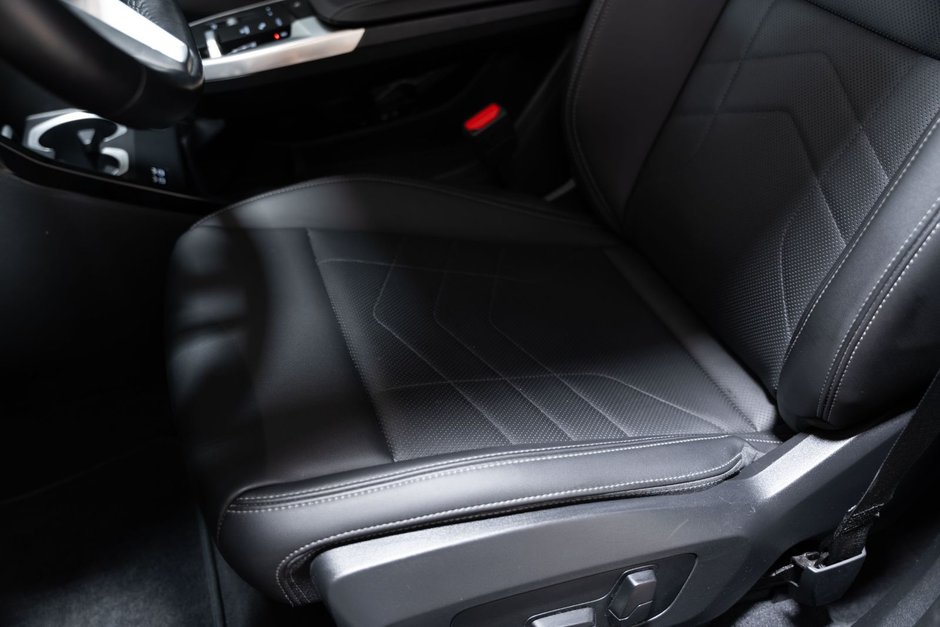 2024 BMW X1 xDrive28i-12