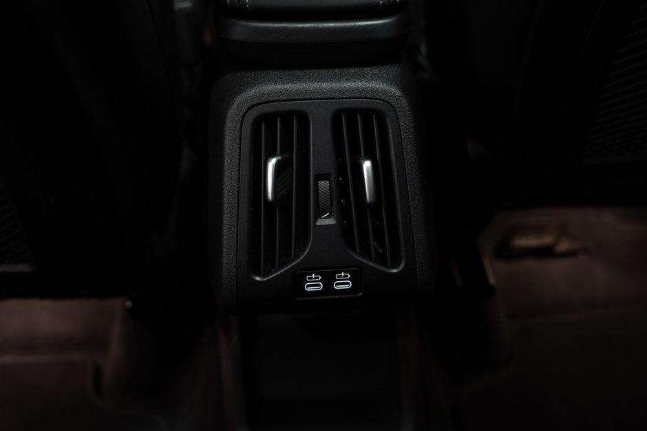 2024 BMW X1 xDrive28i-26