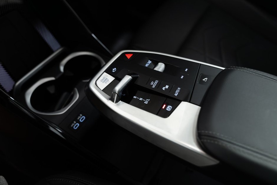 2024 BMW X1 xDrive28i-17