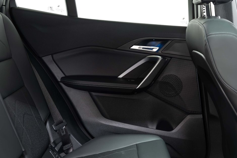 2025 BMW X2 xDrive28i-25