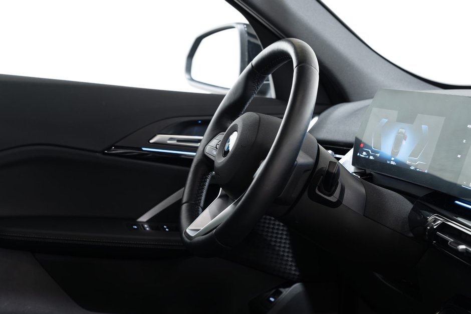 2025 BMW X2 xDrive28i-21