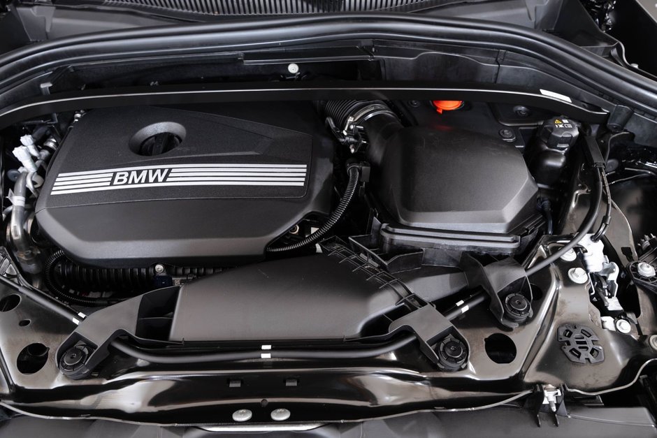 2025 BMW X2 xDrive28i-9