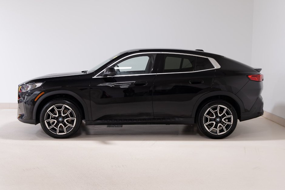 2025 BMW X2 xDrive28i-8