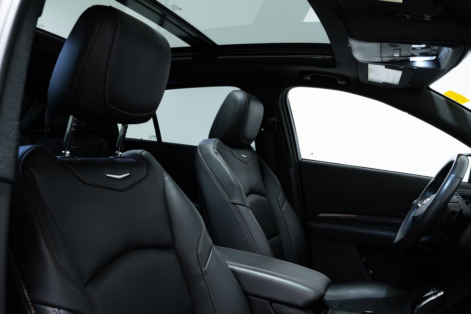 2023 Cadillac XT4 AWD Sport-21