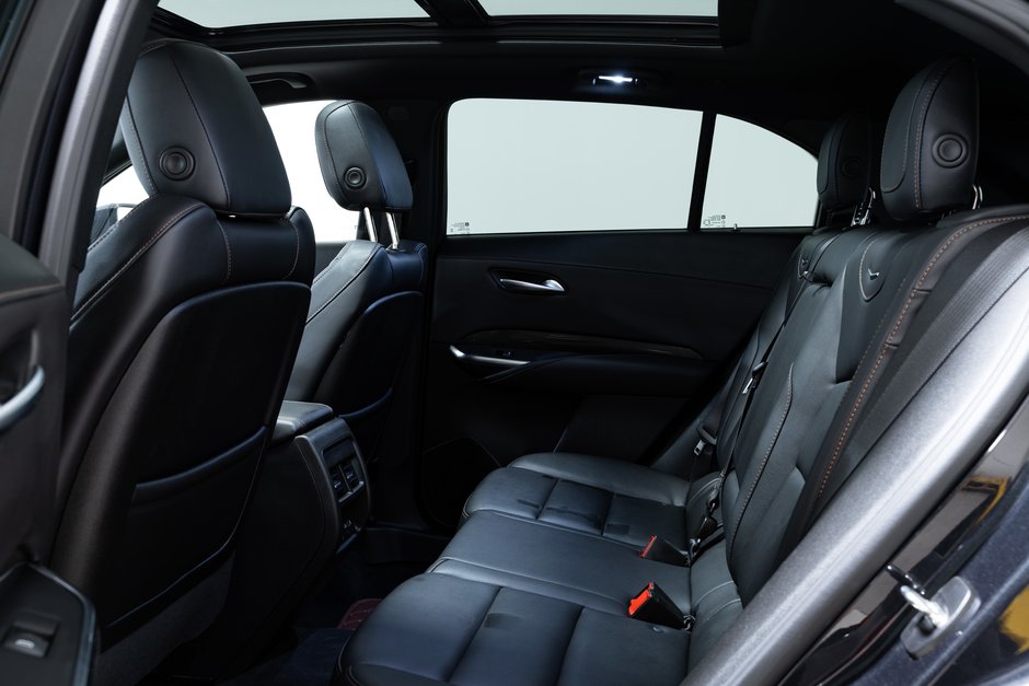 2023 Cadillac XT4 AWD Sport-24