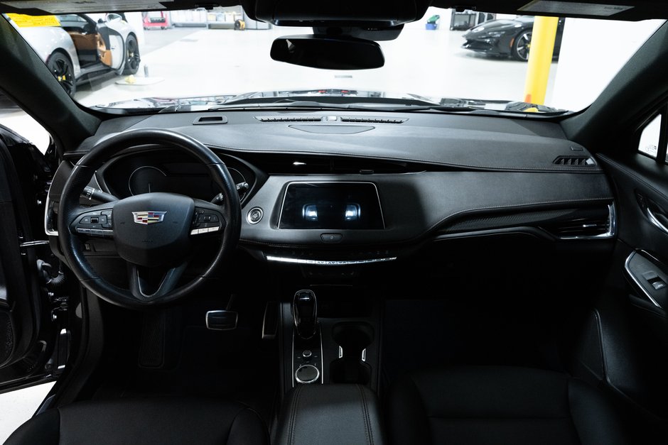 2023 Cadillac XT4 AWD Sport-26
