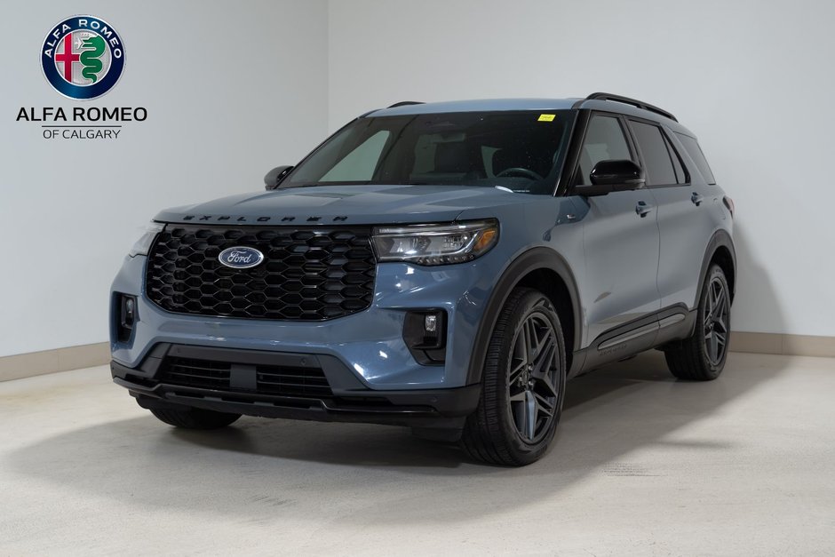 2025 Ford Explorer ST-Line-0